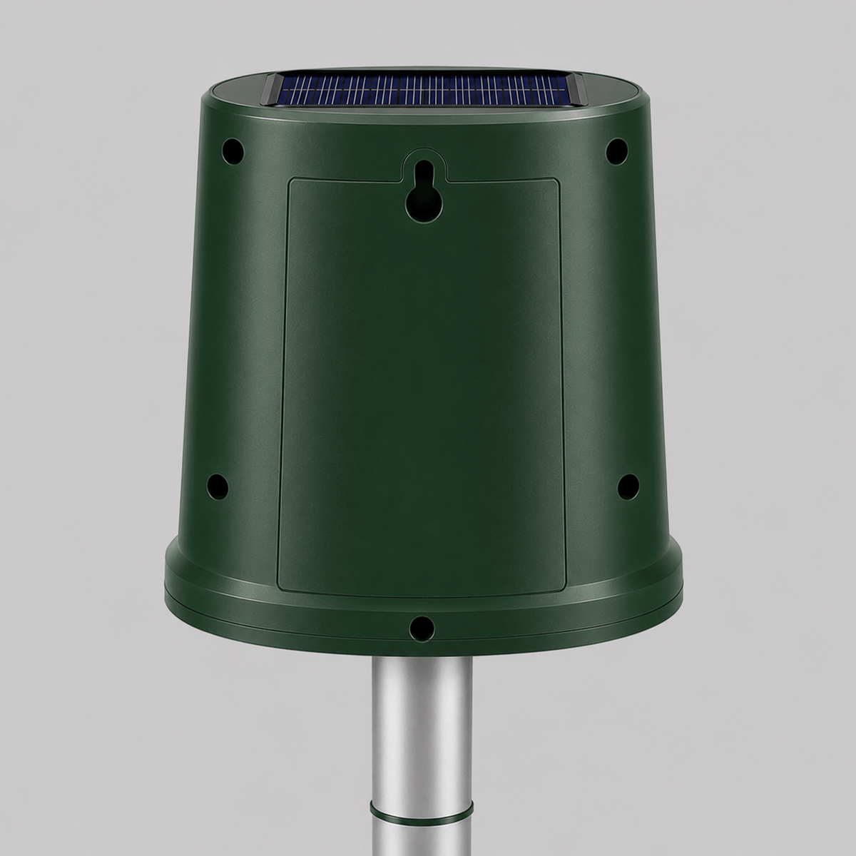 Hiking Camping 360 degree solar ultrasonic pest repellent for outdoor animals