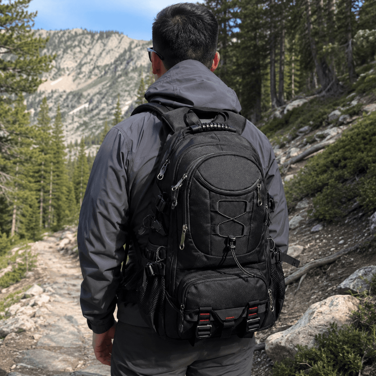 Hiking Camping 40L hiking backpack with USB charging port travel