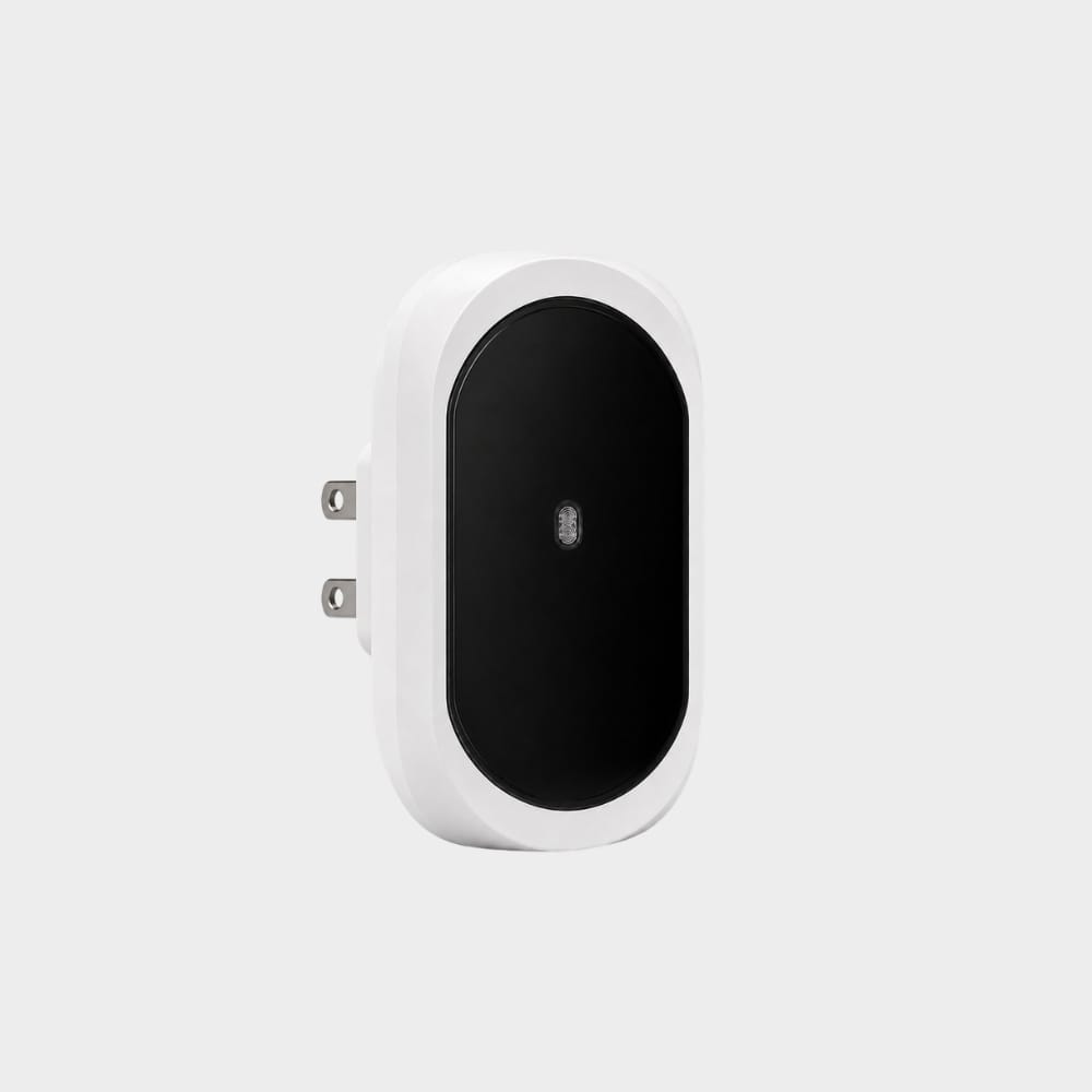 Hiking Camping silent ultrasonic rodent and insect repeller plug in